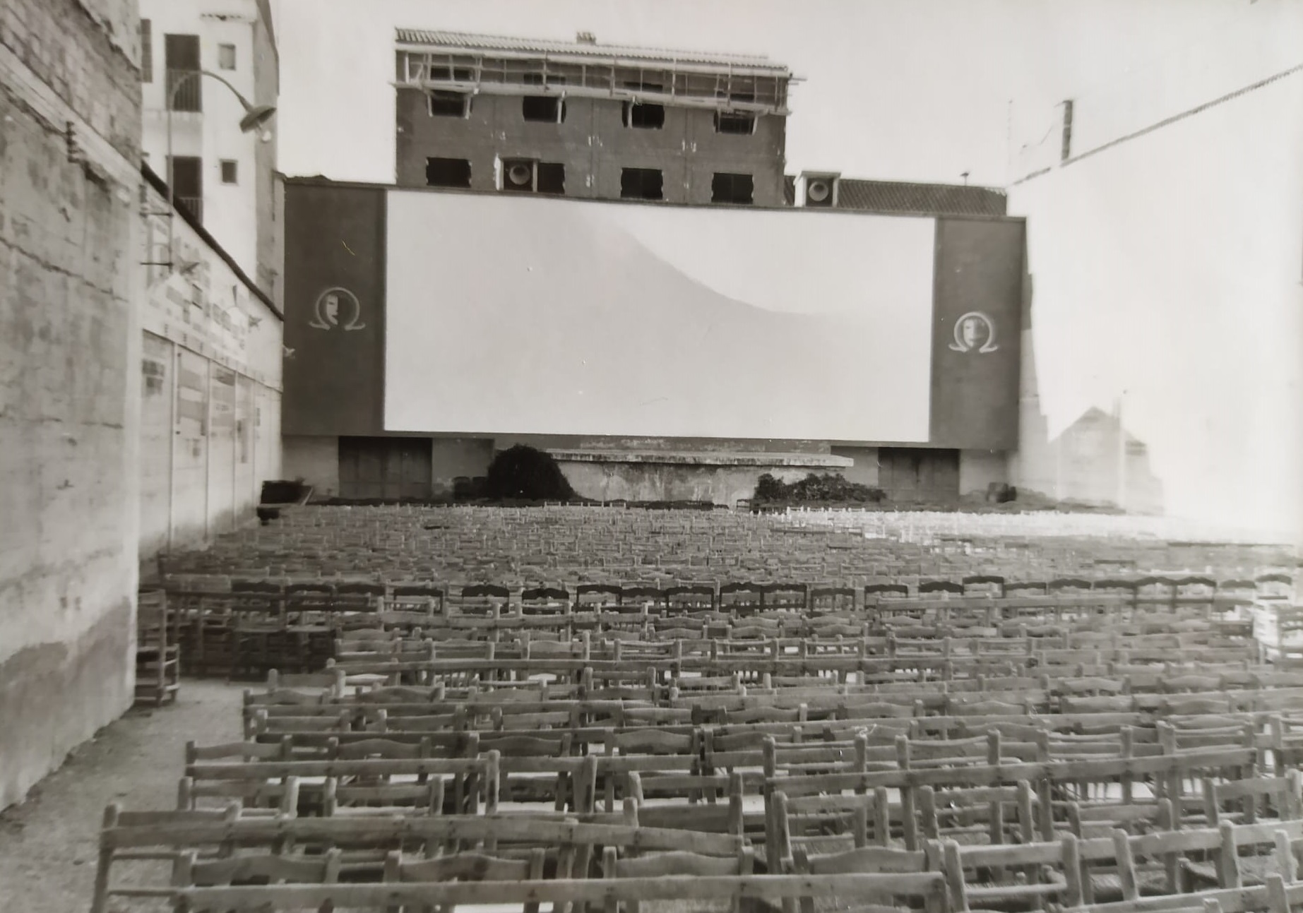 el-cine-al-fresco-va-por-barrios